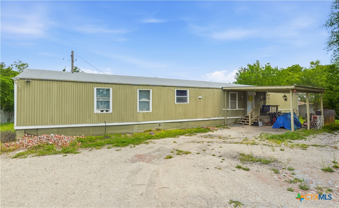 112 Cresthill Causeway Property Photo 1