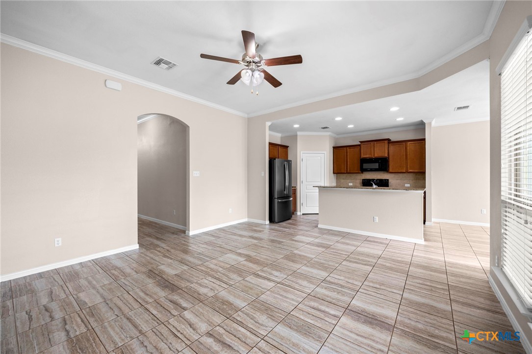 603 Cross Drive Property Photo 10