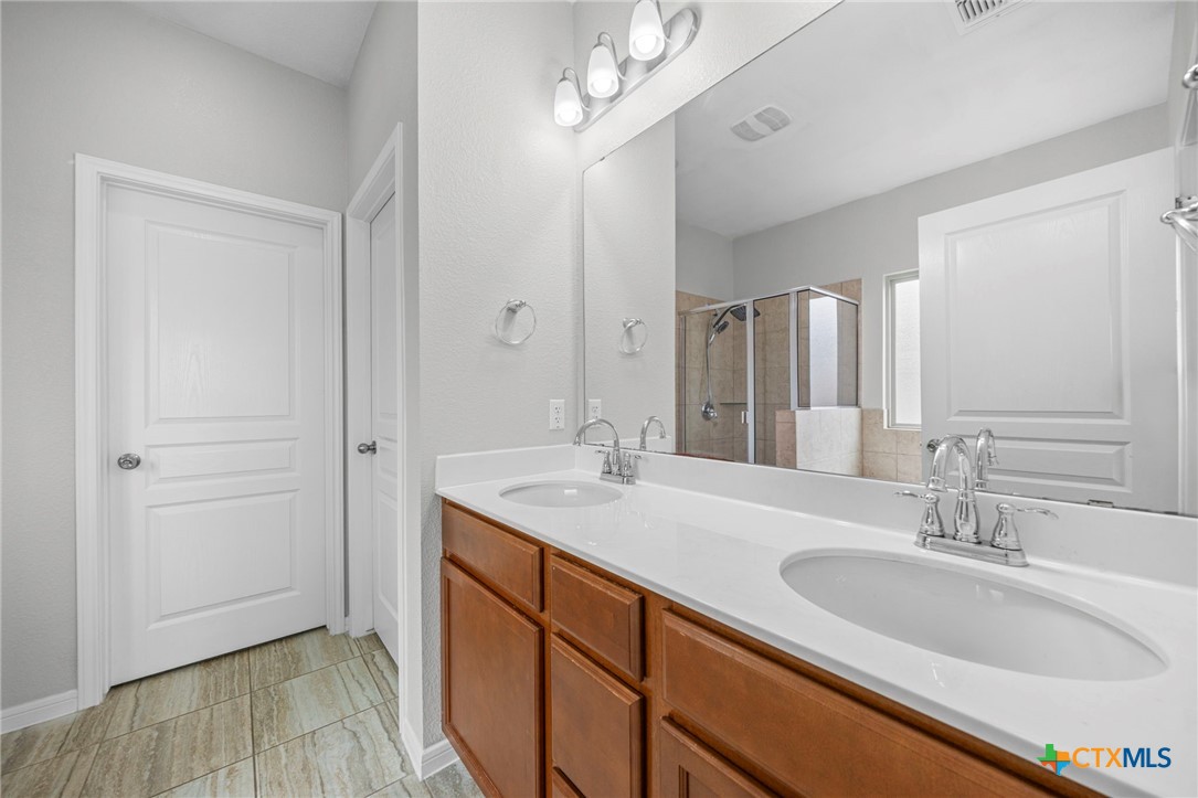 603 Cross Drive Property Photo 15