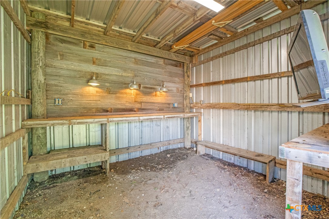 1401 N East Street Property Photo 24
