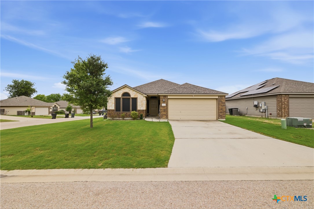1020 Jamestown Drive Property Photo 1