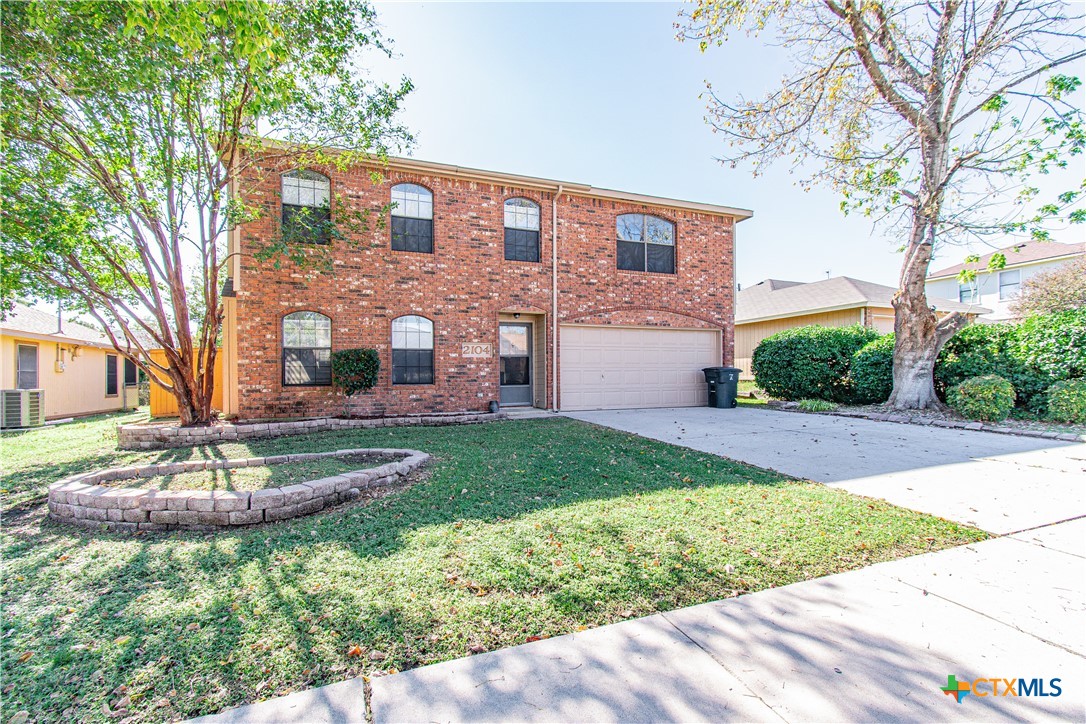 2104 Corona Drive Property Photo 1
