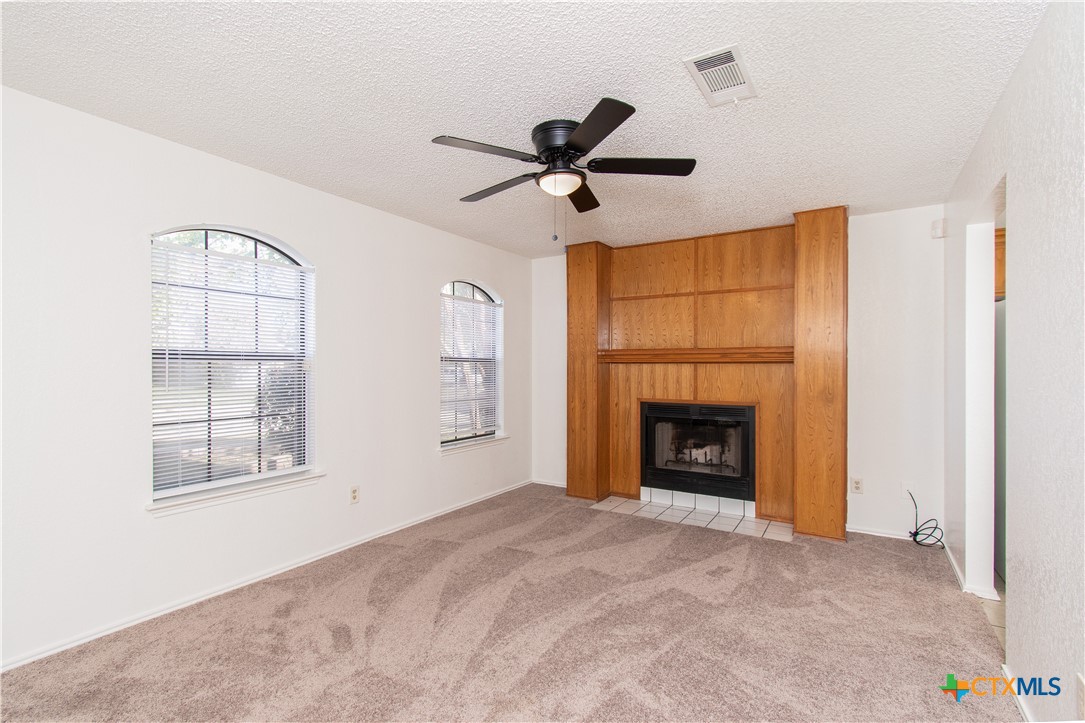 2104 Corona Drive Property Photo 3