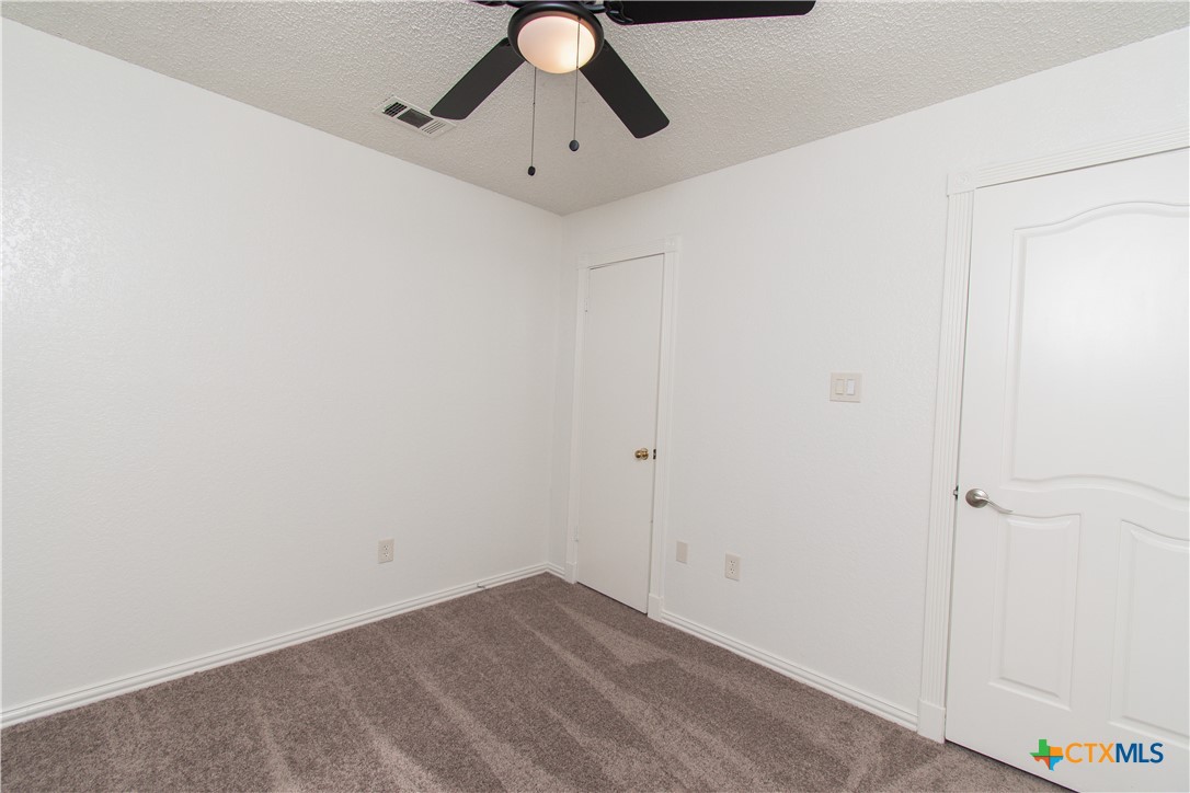 2104 Corona Drive Property Photo 9