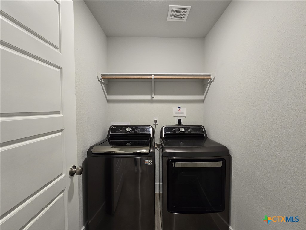 1051 Lexington Drive Property Photo 4