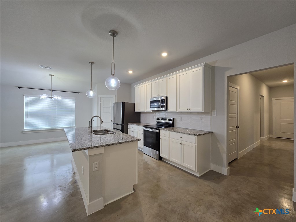 1051 Lexington Drive Property Photo 16