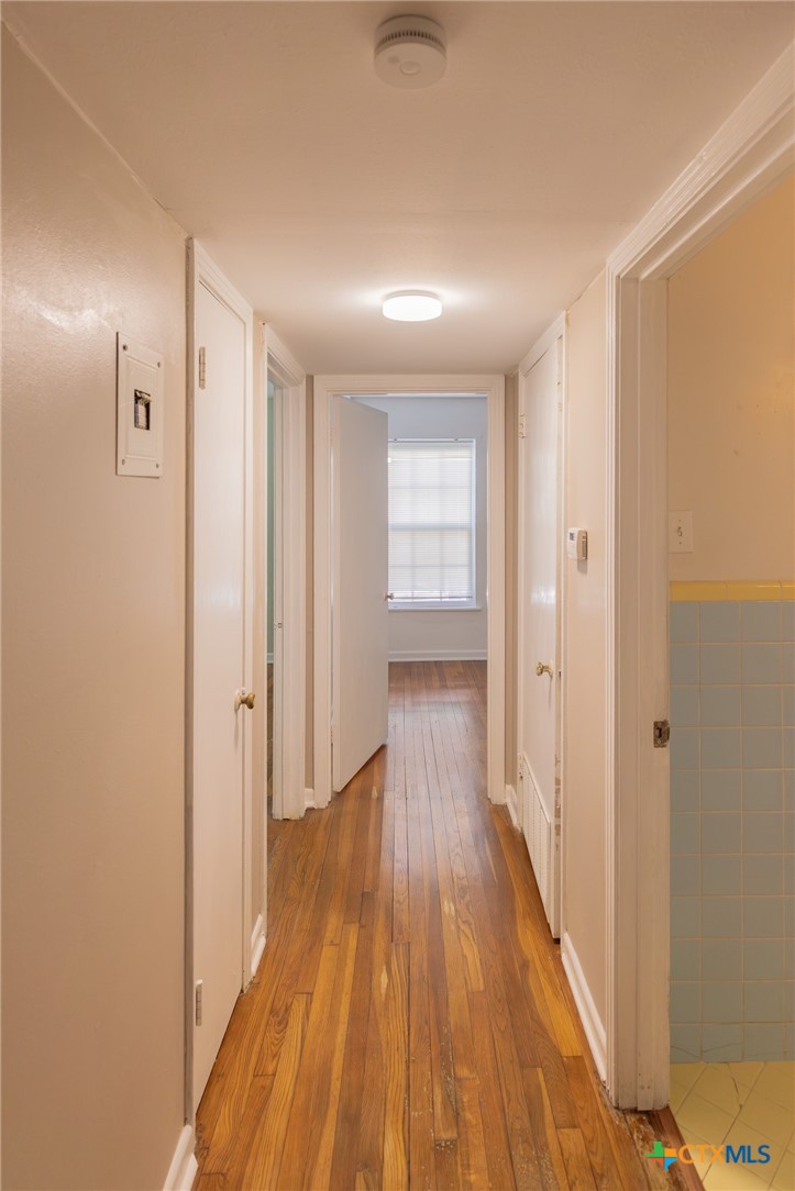 2001 E Rosebud Avenue Property Photo 5
