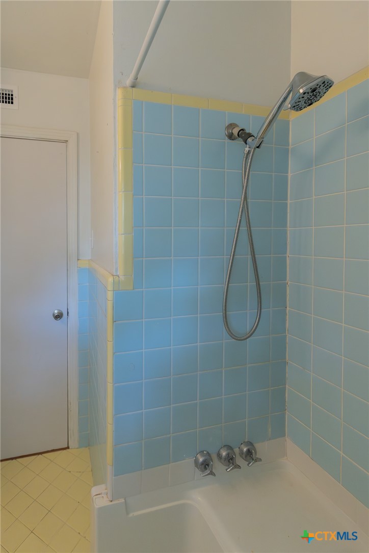 2001 E Rosebud Avenue Property Photo 22