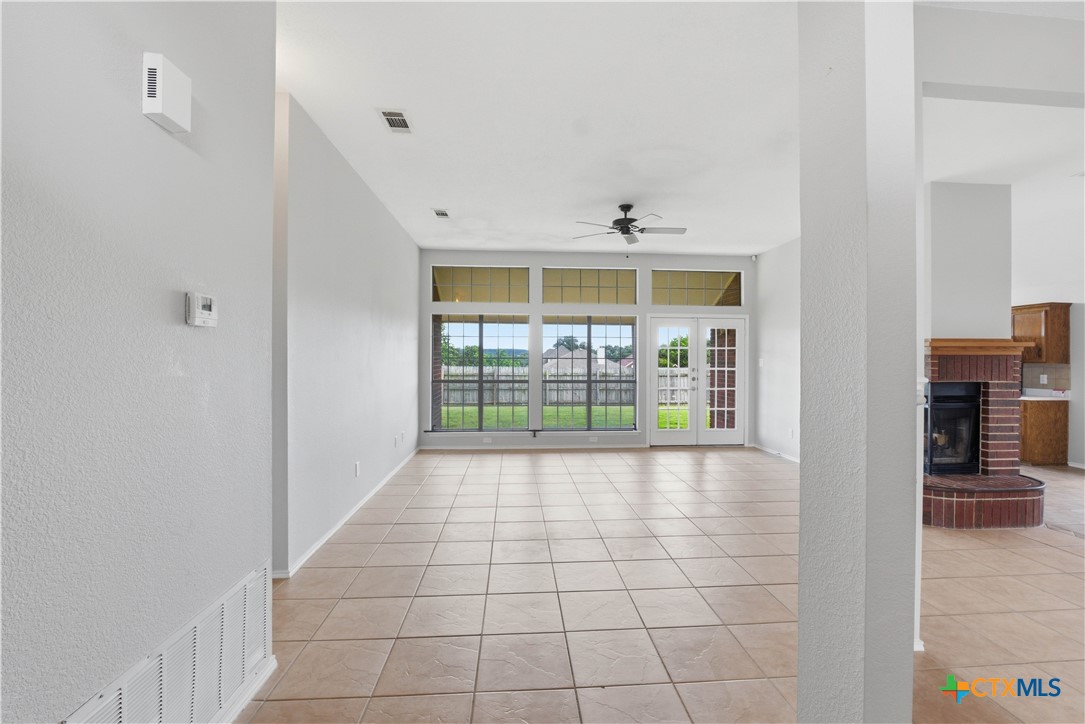 2311 Creek Drive Property Photo 7