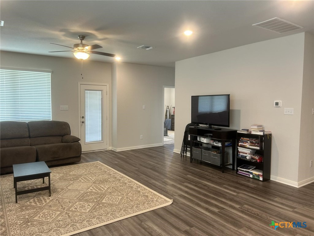 1901 Horatio Street Property Photo 15