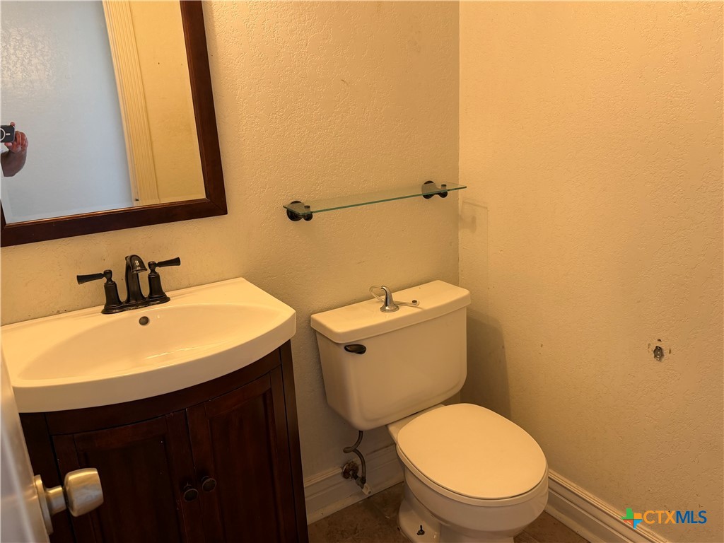 2208 Illinois Drive Property Photo 18