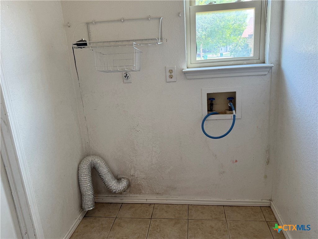 2208 Illinois Drive Property Photo 19