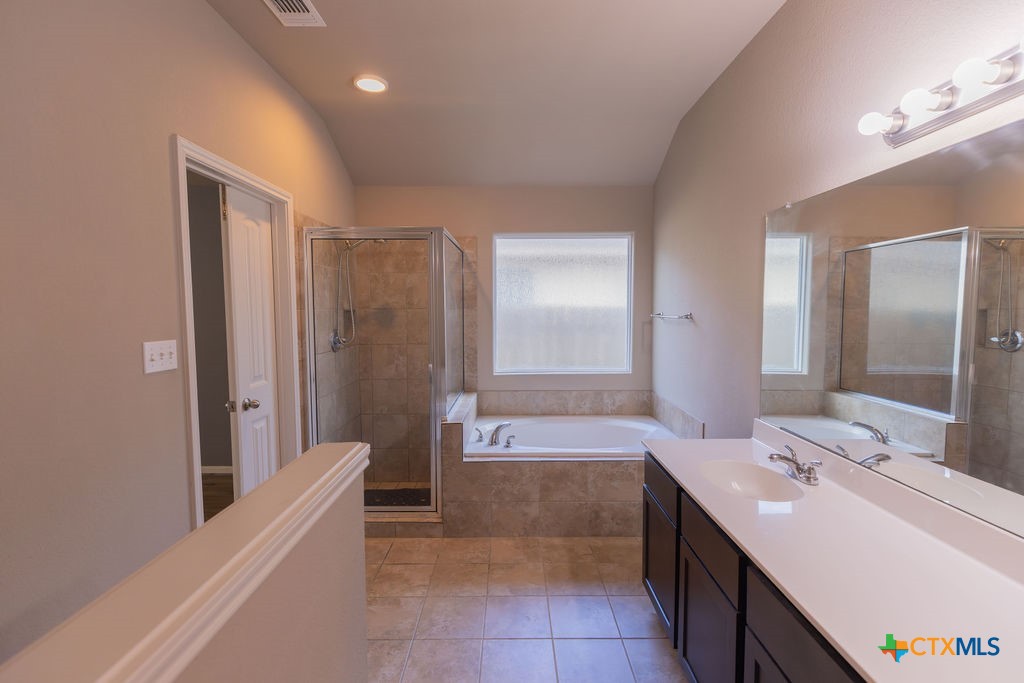 122 Cobble Stone Court Property Photo 27