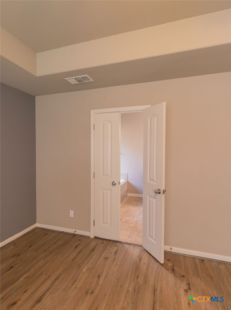 122 Cobble Stone Court Property Photo 35