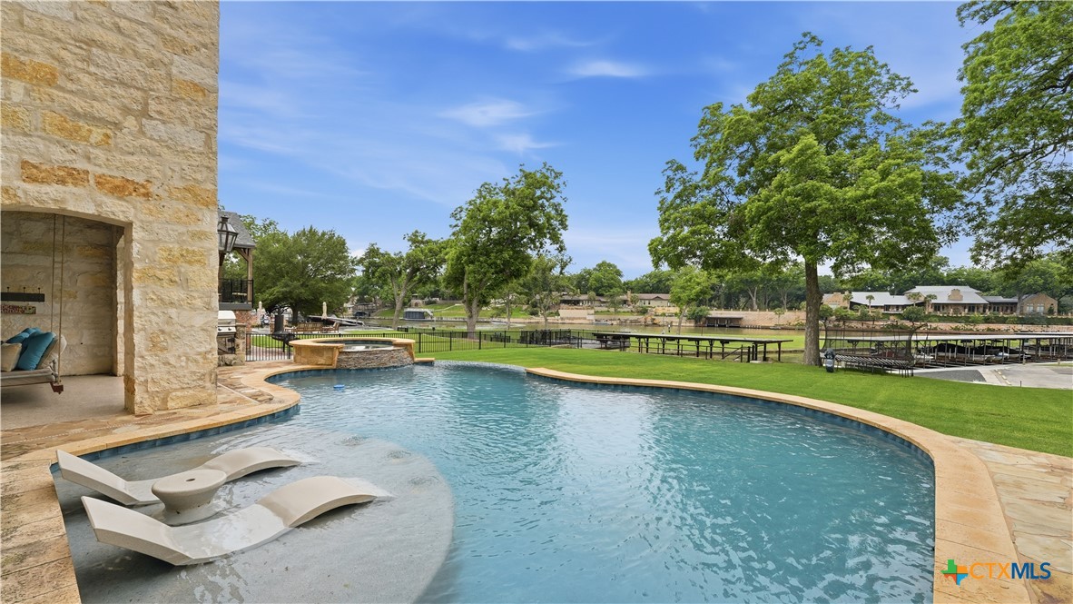 308 Paseo Del Rio Property Photo 45