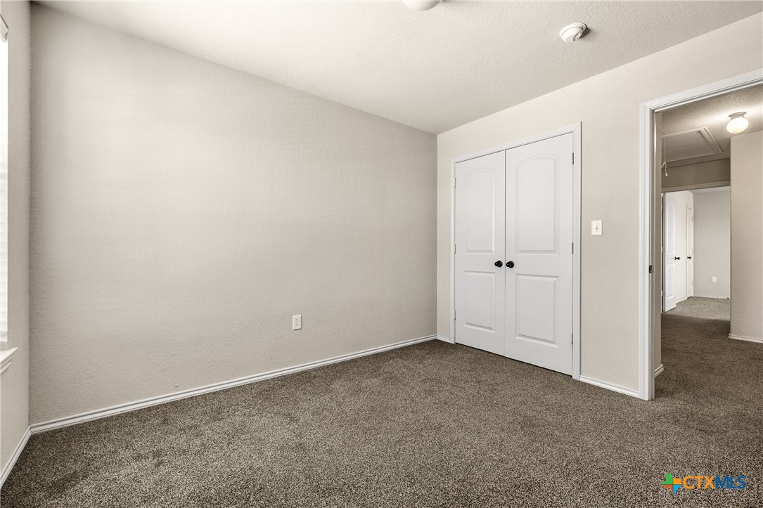 570 Creekside Circle Property Photo 8