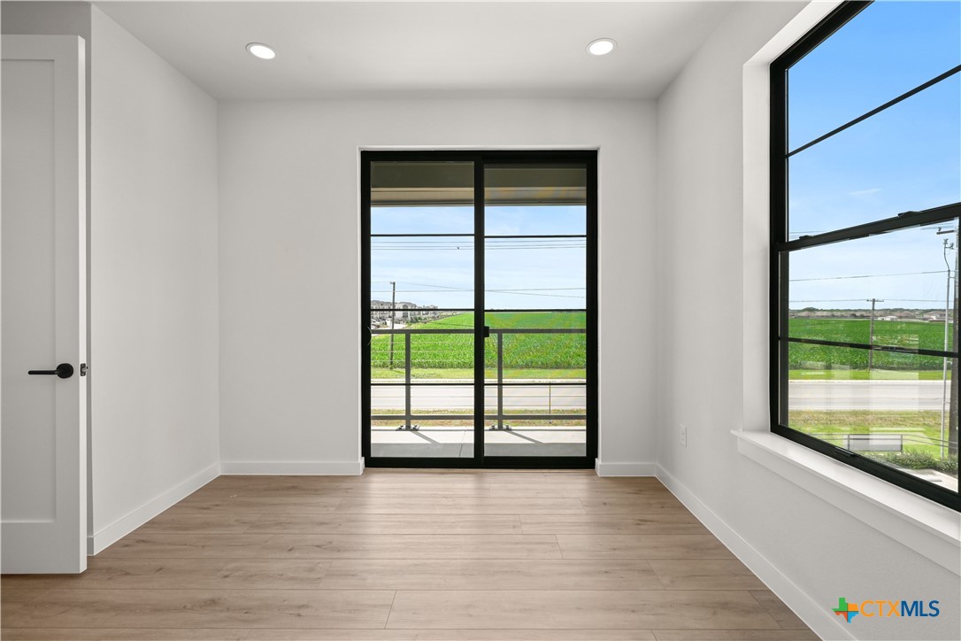 634 Central Parkway 1201 Property Photo 21