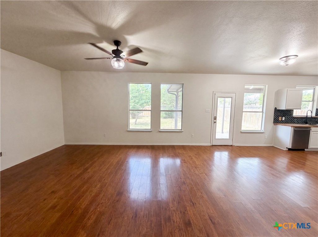 612 Sugar Brook Drive Property Photo 3