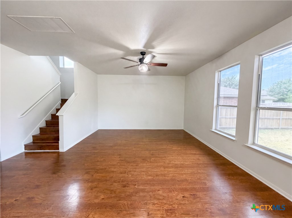 612 Sugar Brook Drive Property Photo 7