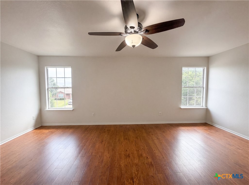 612 Sugar Brook Drive Property Photo 8
