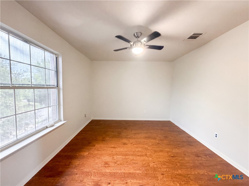 612 Sugar Brook Drive Property Photo 9