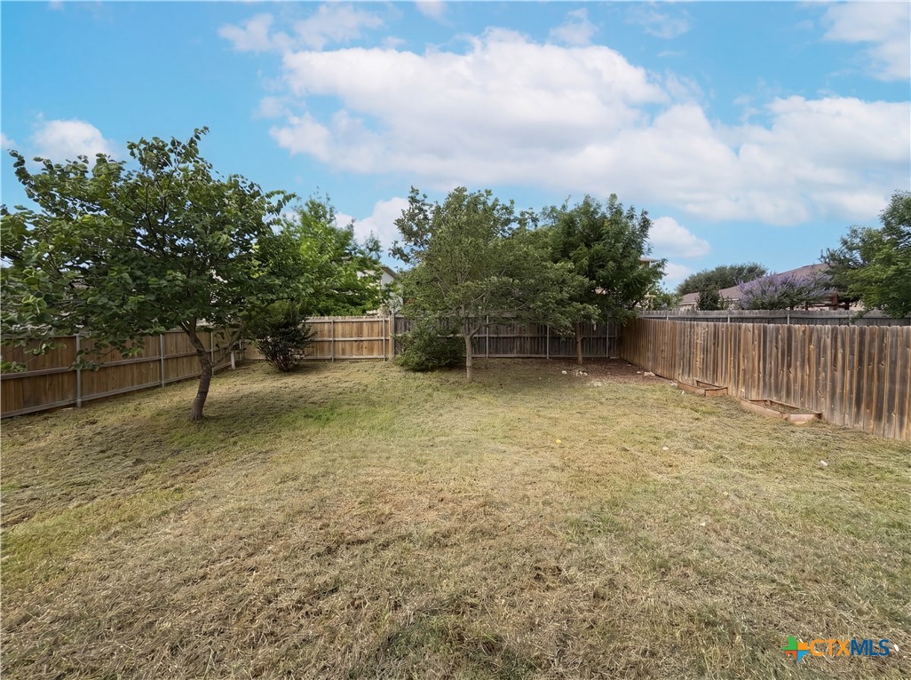 612 Sugar Brook Drive Property Photo 17