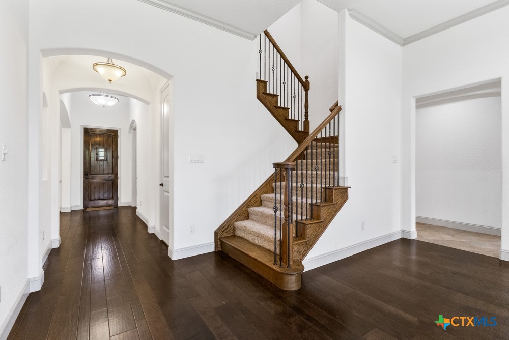 420 Mission Hill Run Property Photo 4