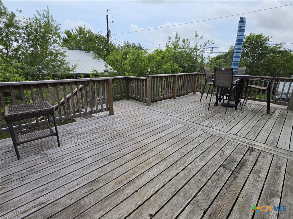 703 E Houston Avenue Property Photo 19