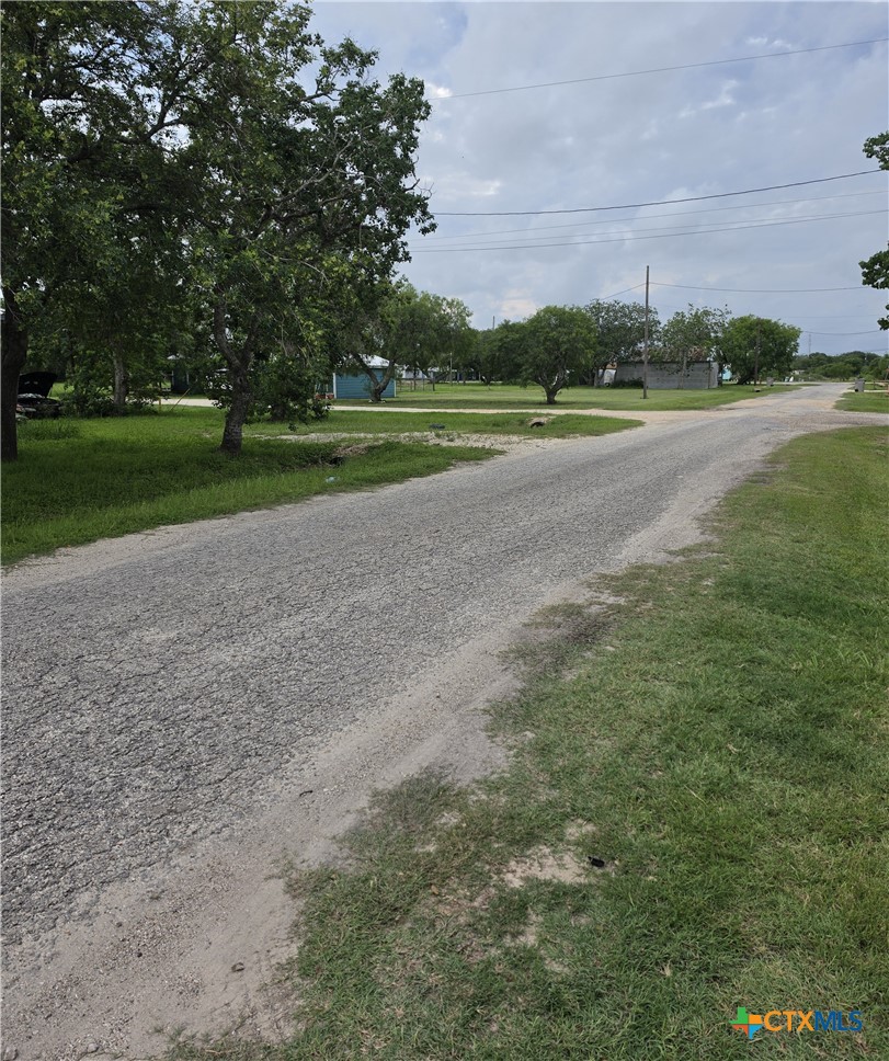 703 E Houston Avenue Property Photo 24