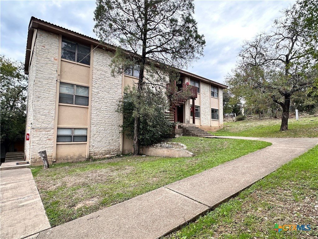 906 N Lbj Drive 8 Property Photo 1