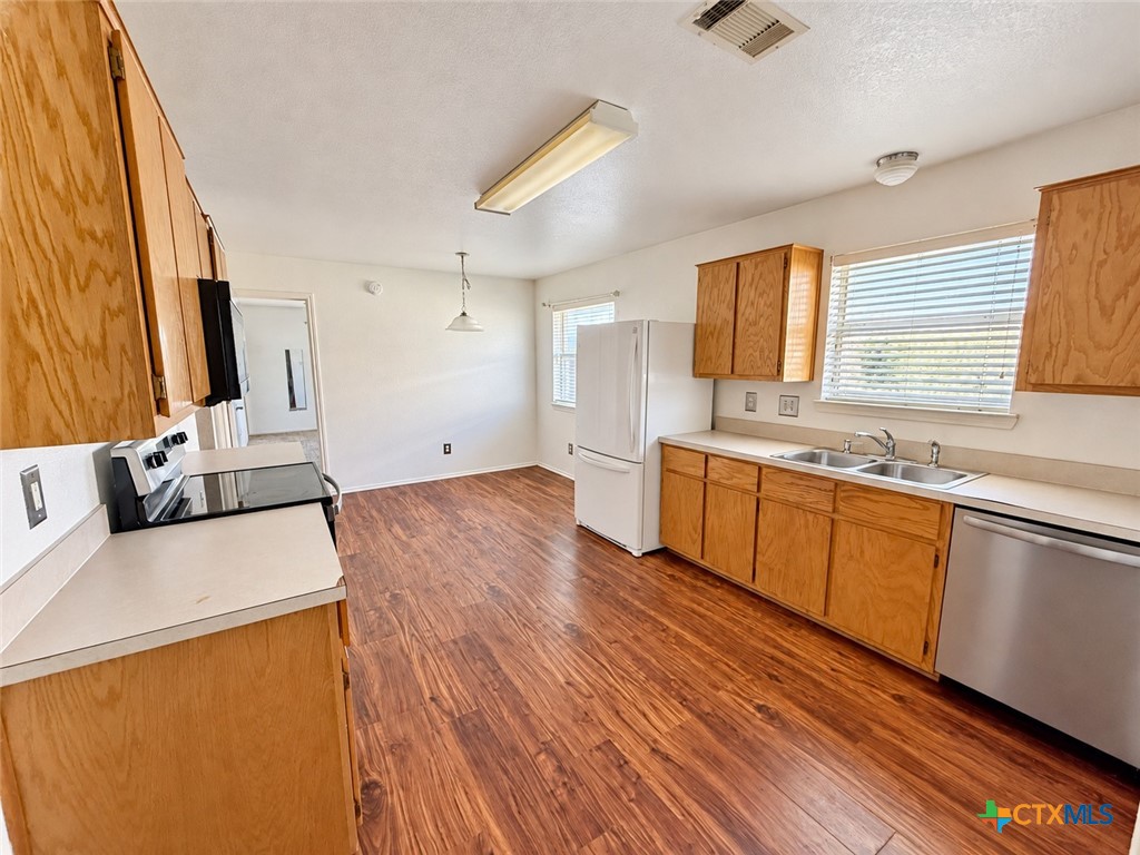 4504 Aspen Drive Property Photo 1