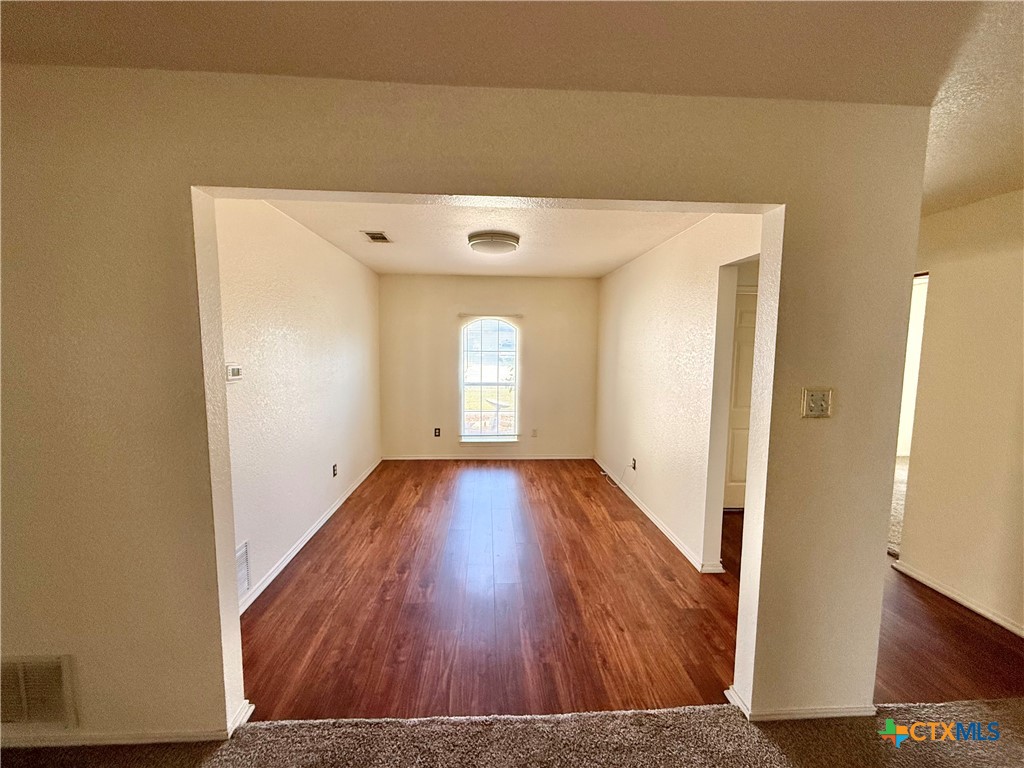 4504 Aspen Drive Property Photo 7