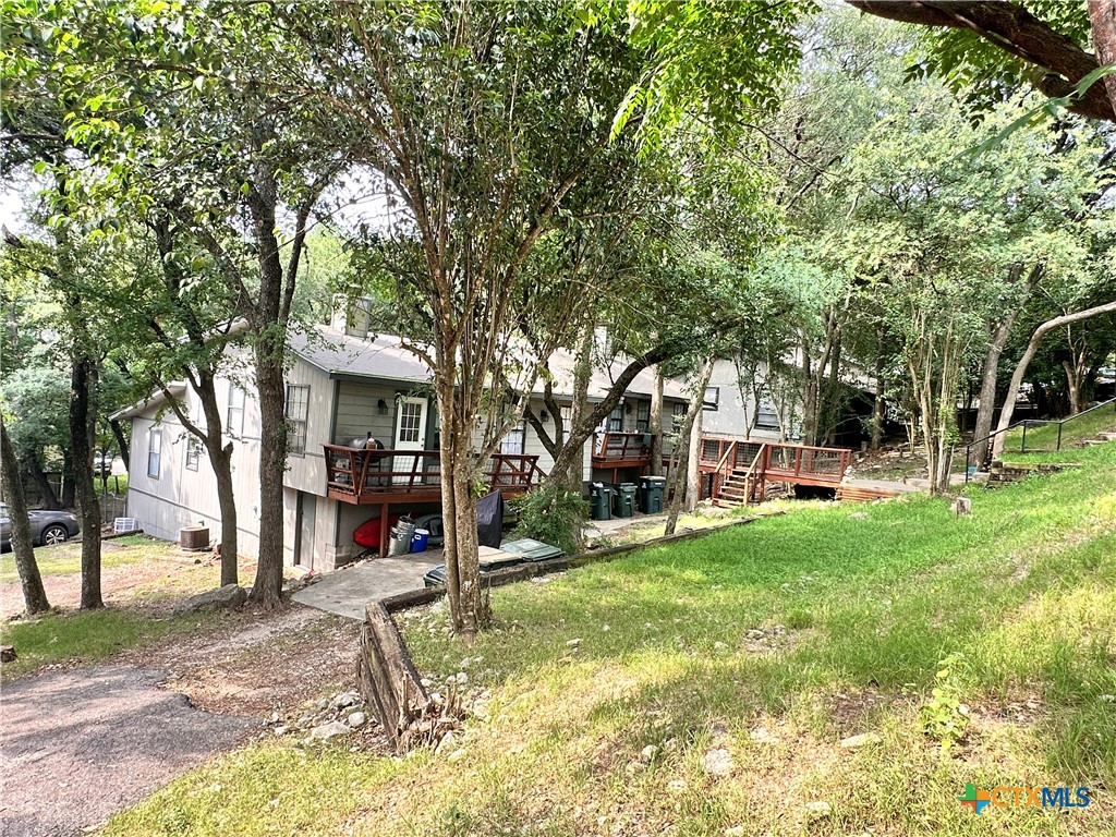 901 Hillyer Street Property Photo 2