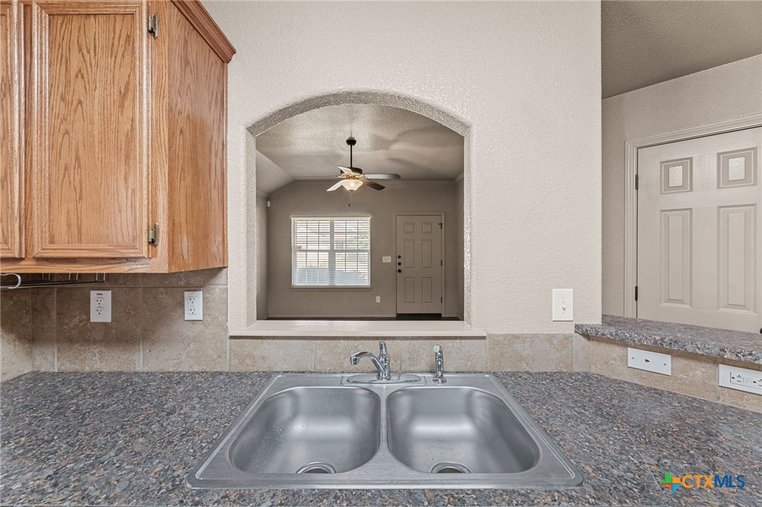609 Karey Drive A Property Photo 8