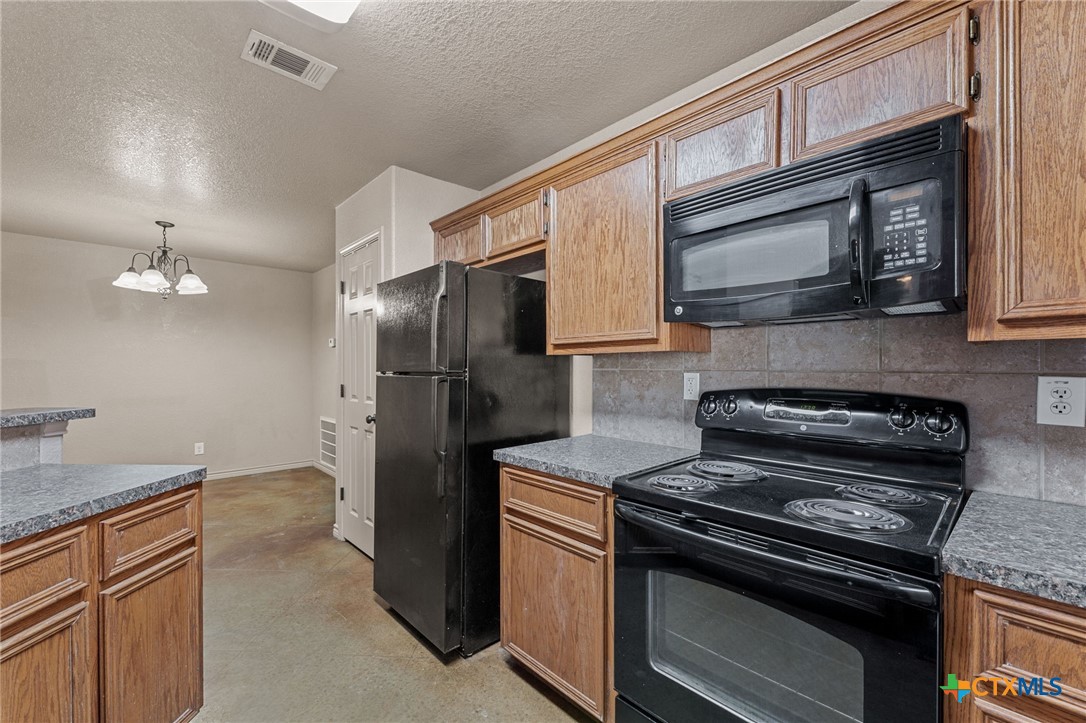 609 Karey Drive A Property Photo 10