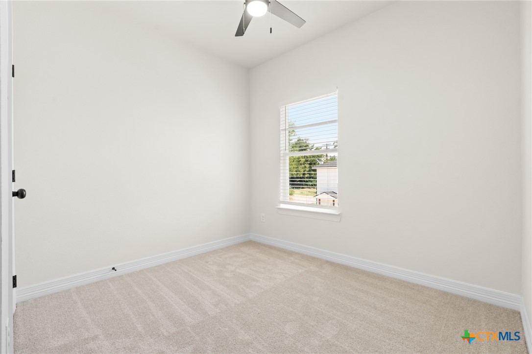 209 S 18th Street C Property Photo 15