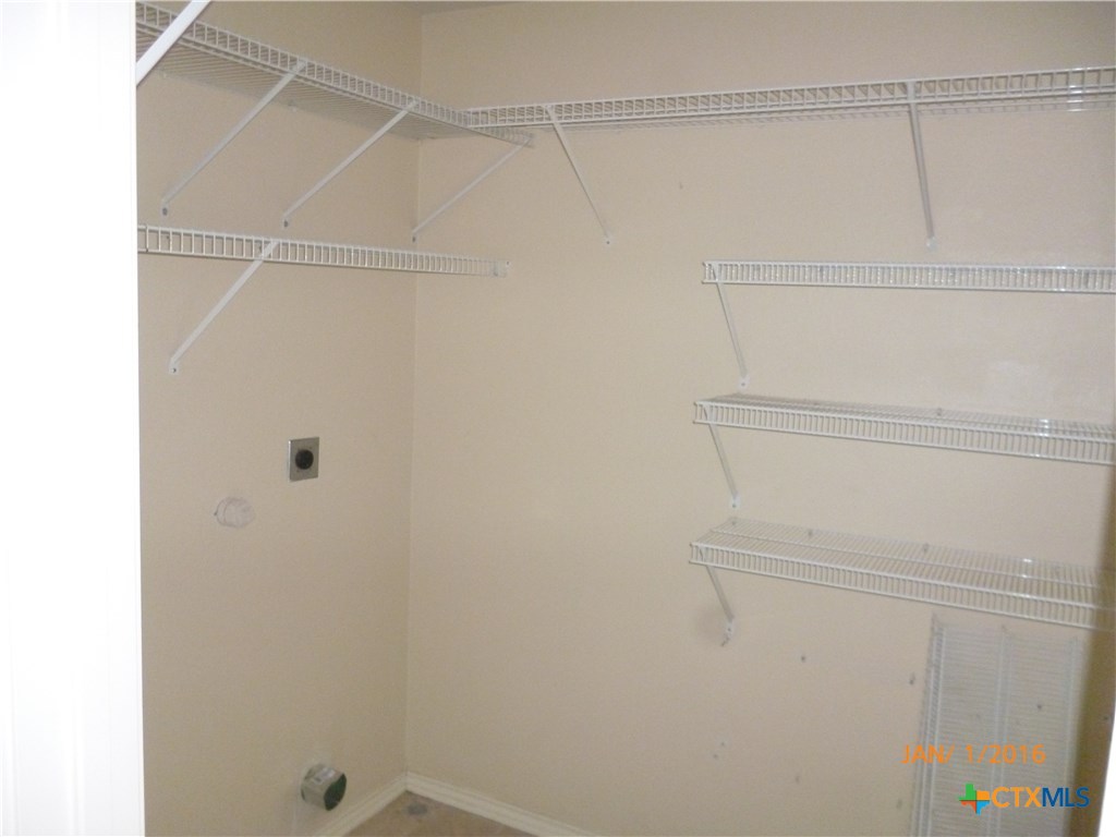 2667 Hunt Street Property Photo 4