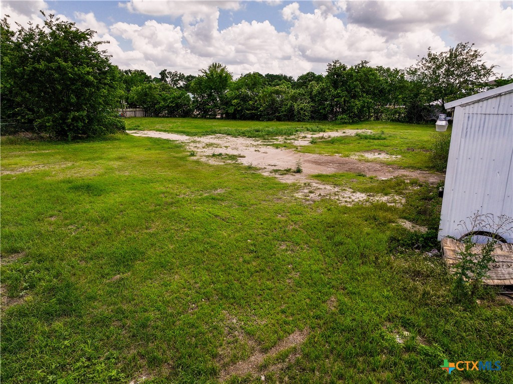 1711b Holland Road Property Photo 8