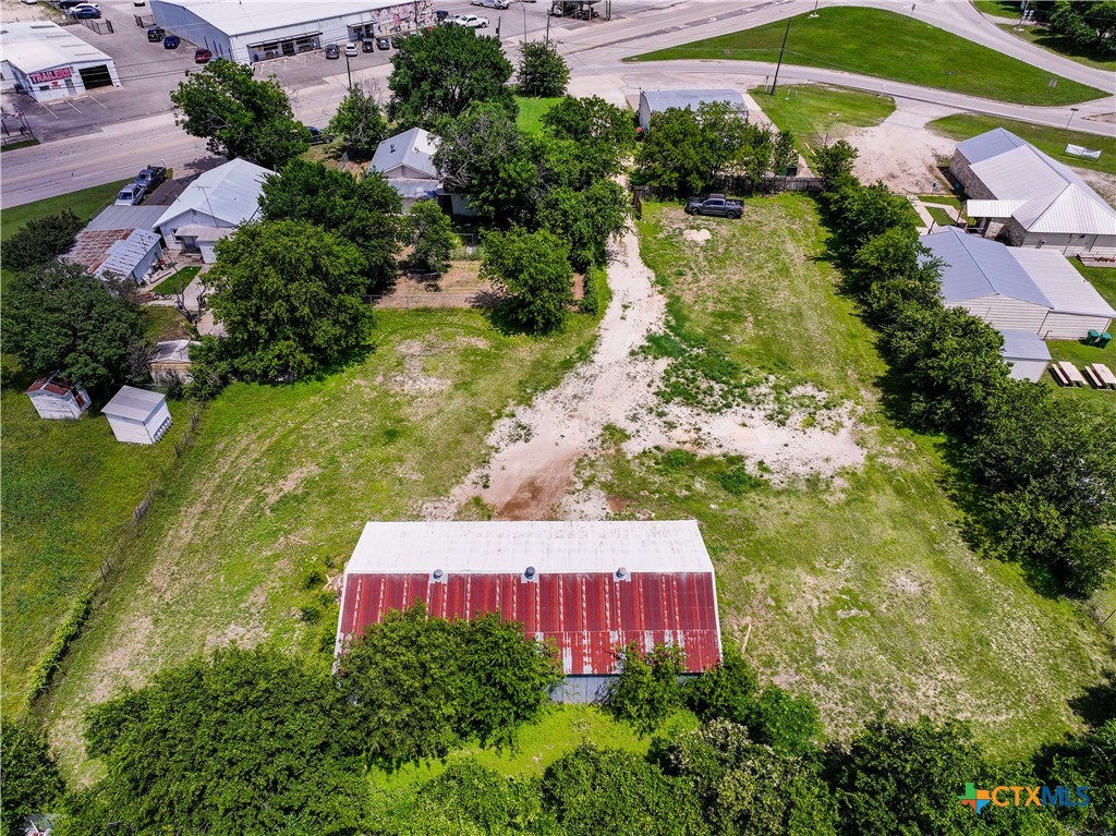 1711b Holland Road Property Photo 11