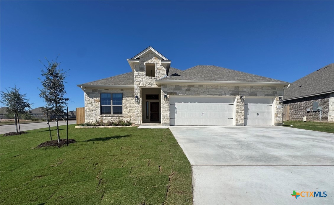 1102 Bending Bough Way Property Photo 1