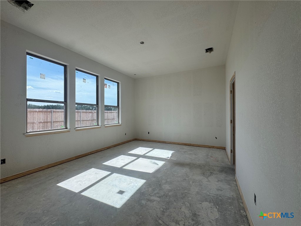 1102 Bending Bough Way Property Photo 12