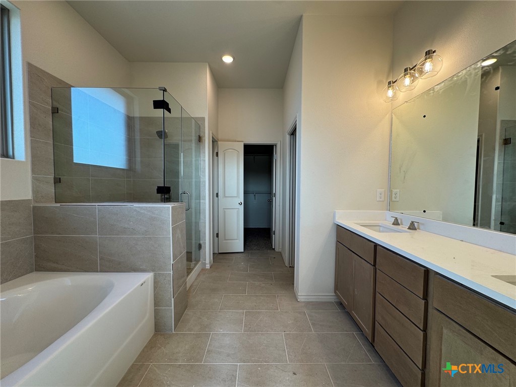 1102 Bending Bough Way Property Photo 17