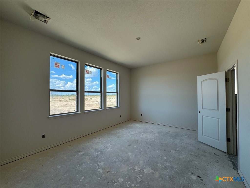10270 Kimberlite Drive Property Photo 11