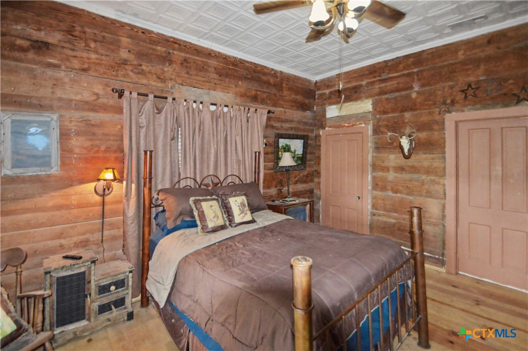 1312 Fm 581 Highway Property Photo 18