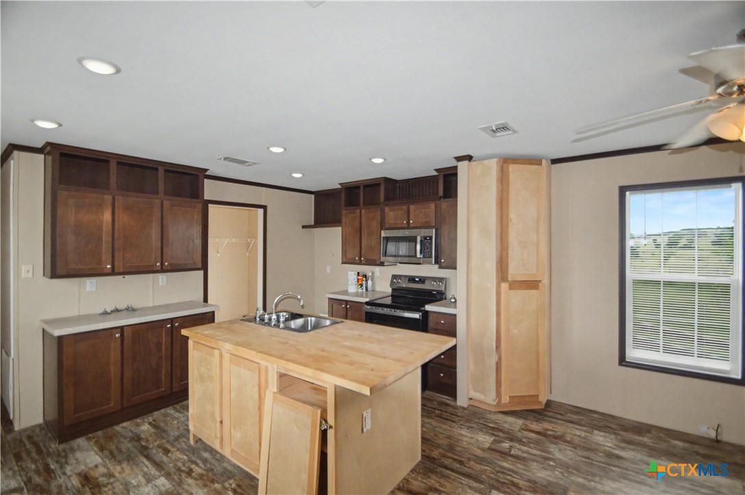 1312 Fm 581 Highway Property Photo 26