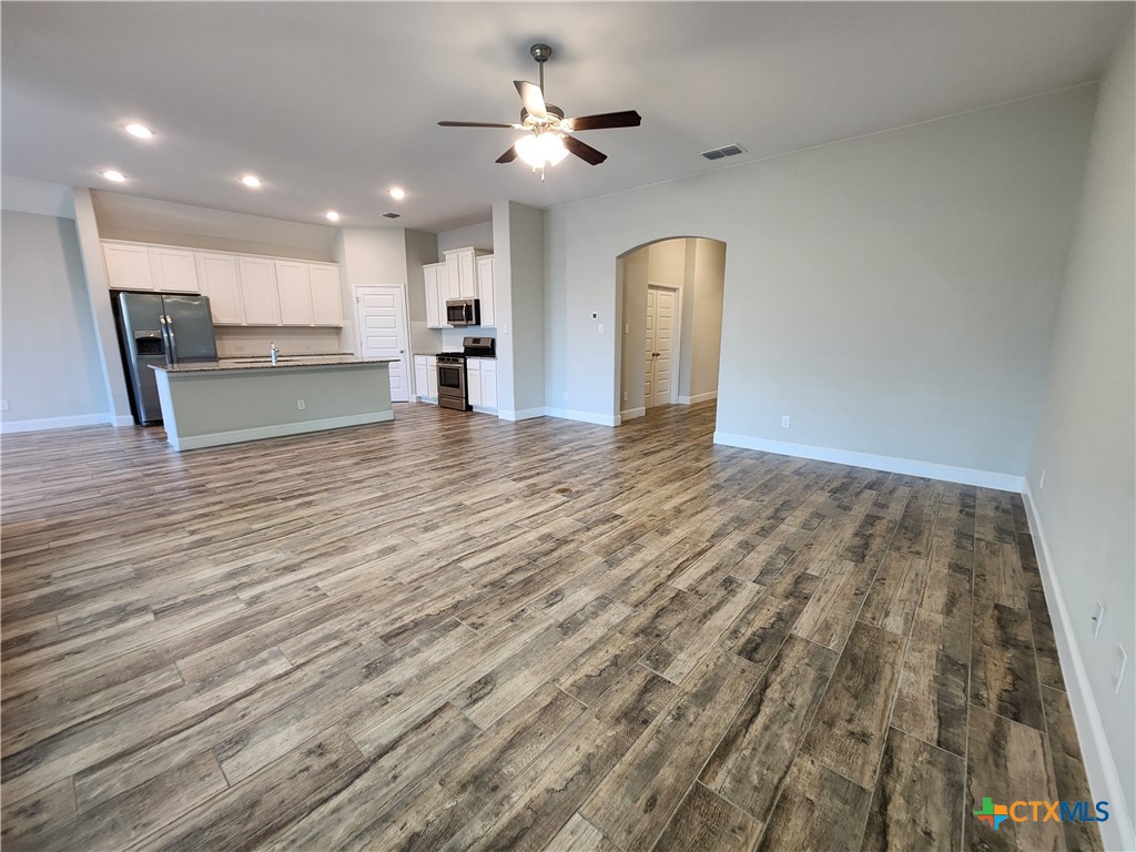1331 Gruene Glen Property Photo 2