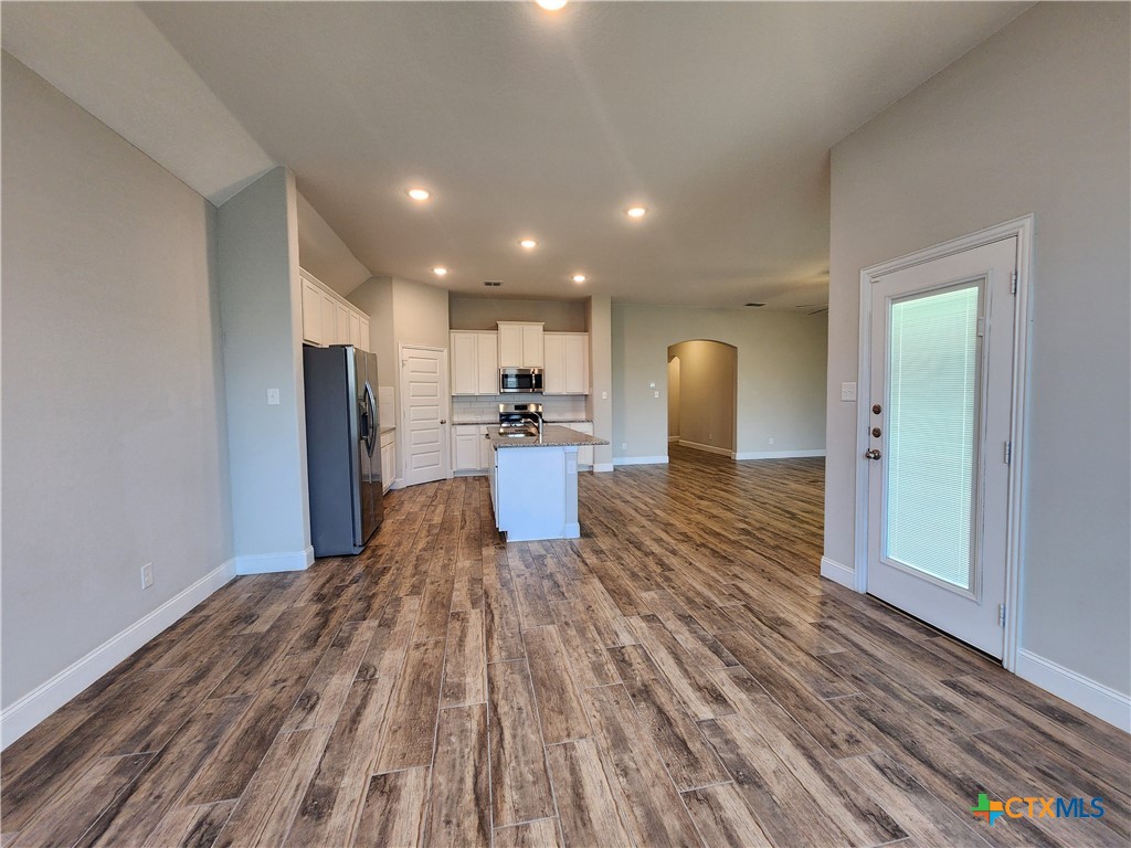 1331 Gruene Glen Property Photo 4
