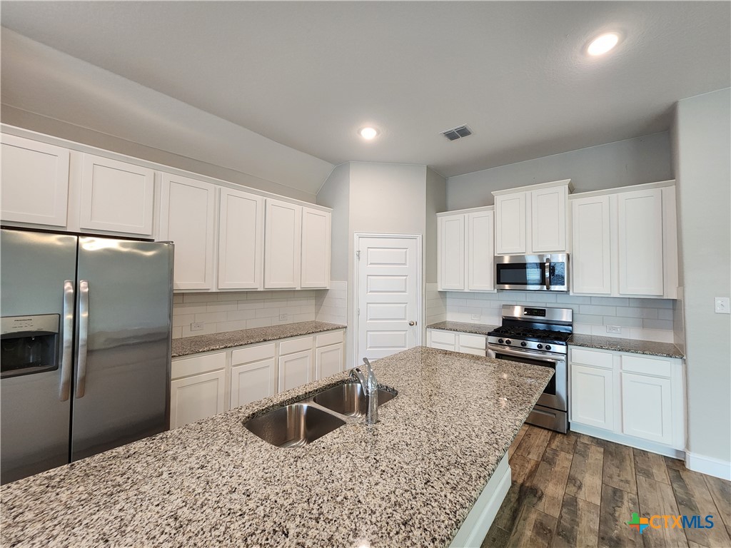 1331 Gruene Glen Property Photo 11