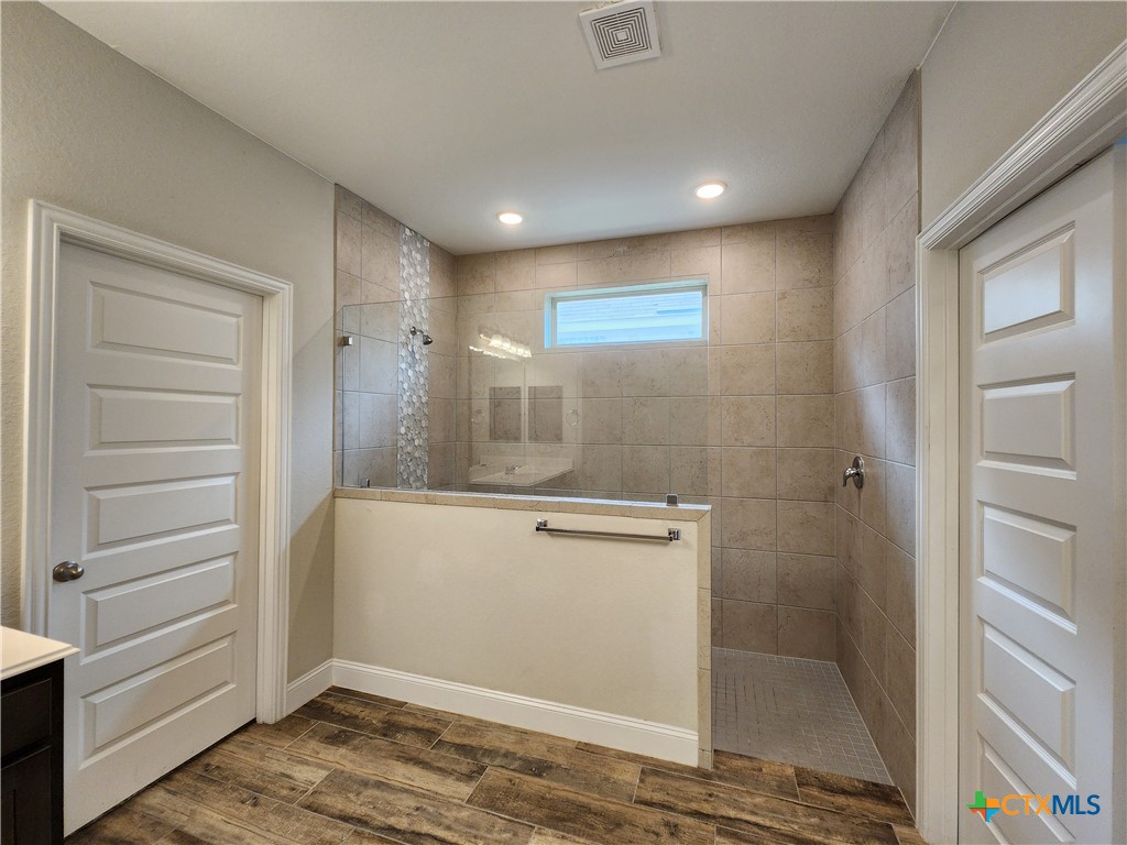 1331 Gruene Glen Property Photo 22