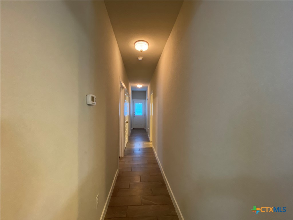371 Creekside Curve Property Photo 10